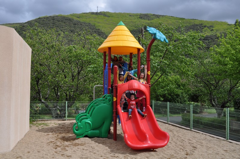 Aire de jeux colorée pour les enfants !